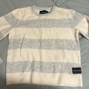 Calvin Klein Sweater